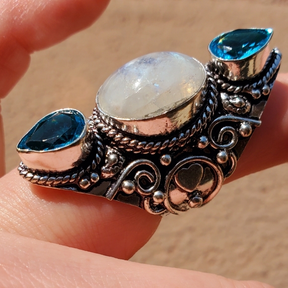 New Rainbow Moonstone & Blue Topaz 925 Silver Statement Ring. - Picture 9 of 15